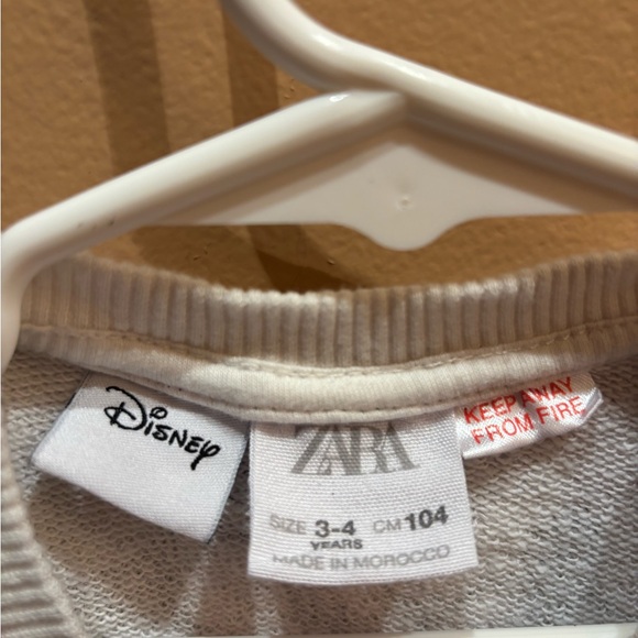 Zara Disney Minnie Mouse Sweatshirt Size 3 to 4 Years Old - Picture 4 of 5